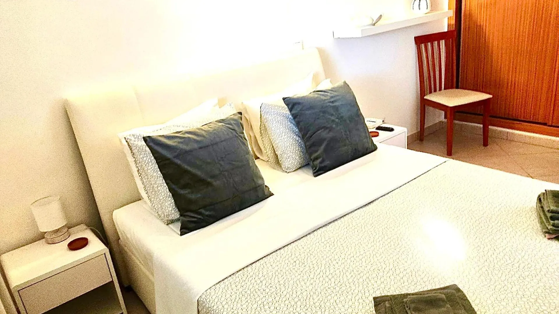 אלבור Vila Praia 7 - Beach & Pool Apartment